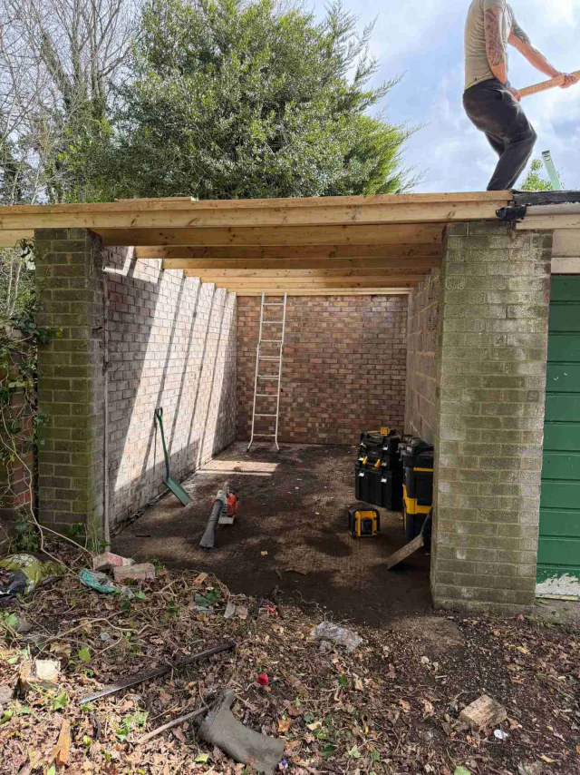 24/7 Emergency Roof Repairs