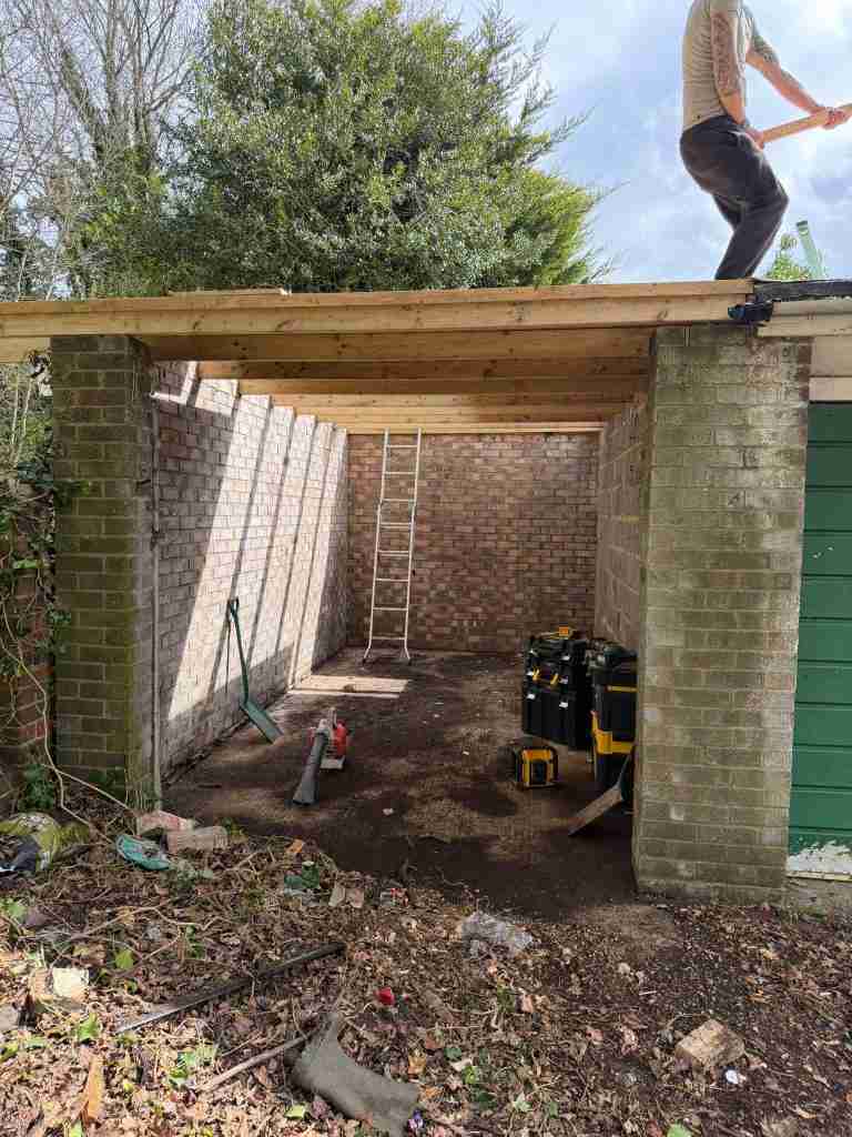 24/7 Emergency Roof Repairs