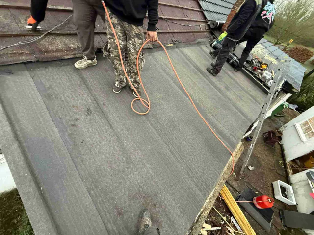Flat roof on a house extension