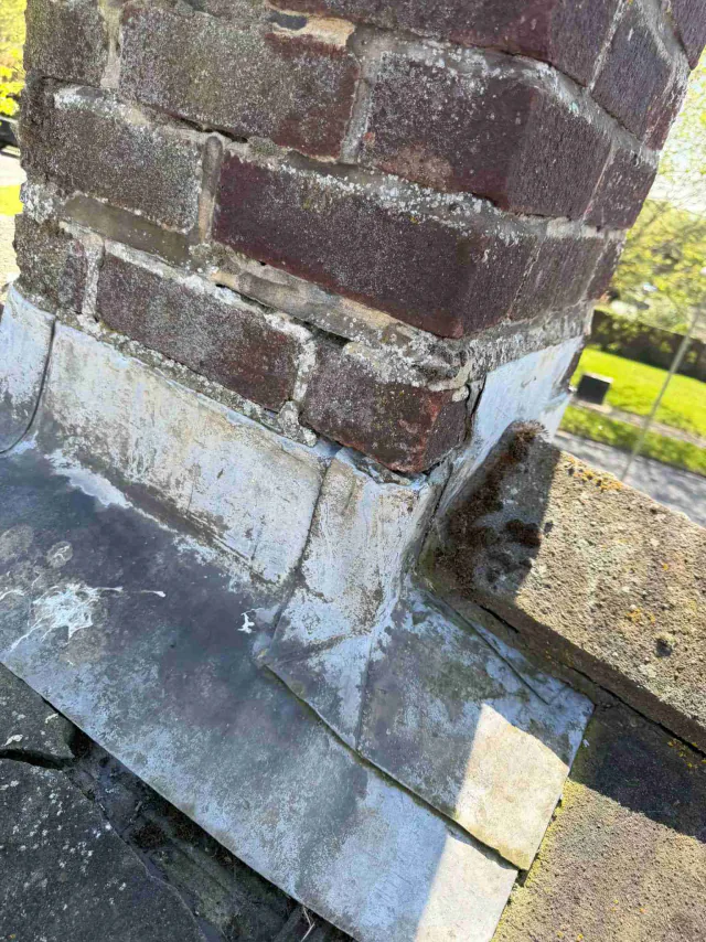 Lead flashing around brickwork