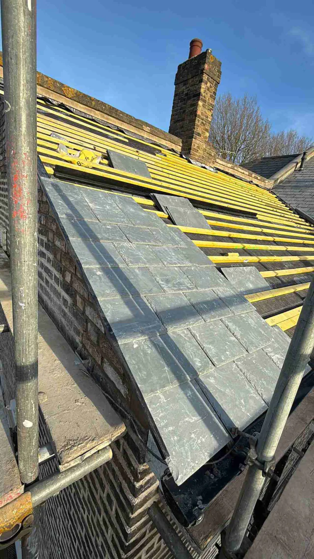 Roof underlay and timber battens