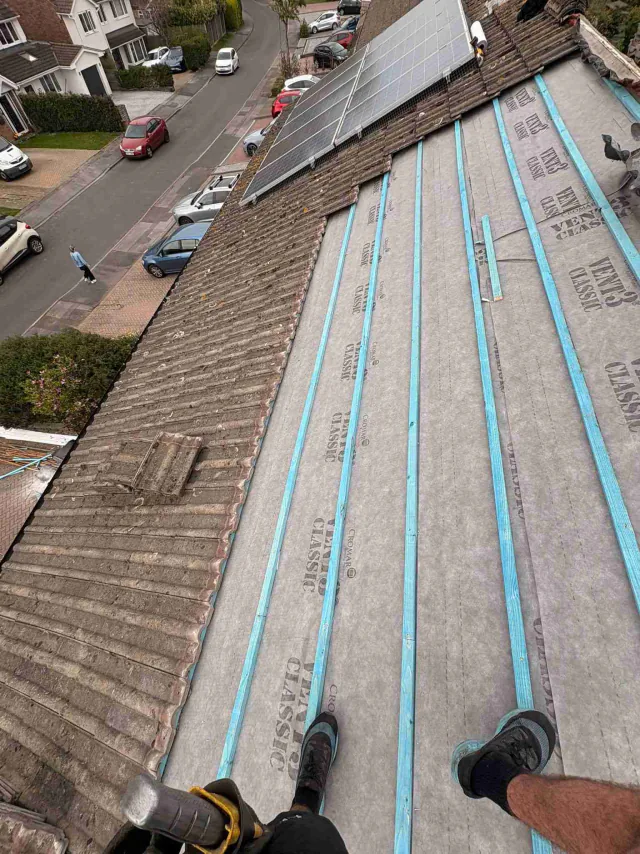 Roof underlay and timber battens