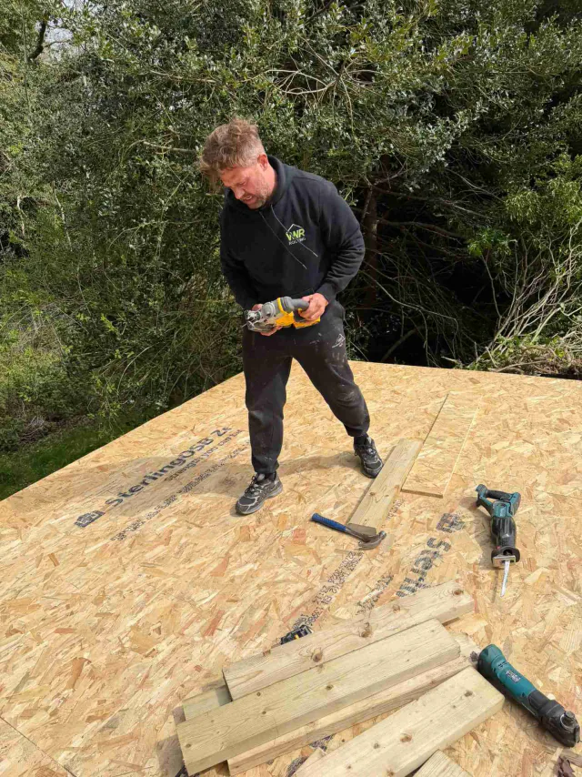 Timber decking for a flat roof
