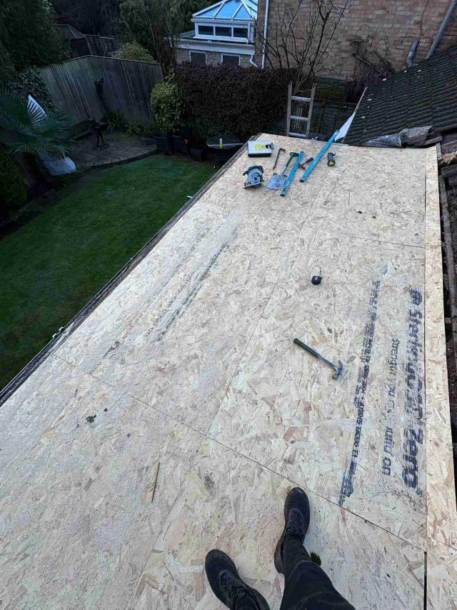 Timber decking for a flat roof