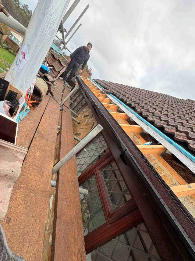 Roof underlay and timber battens